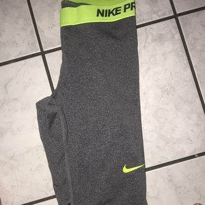 Nike Pro leggings